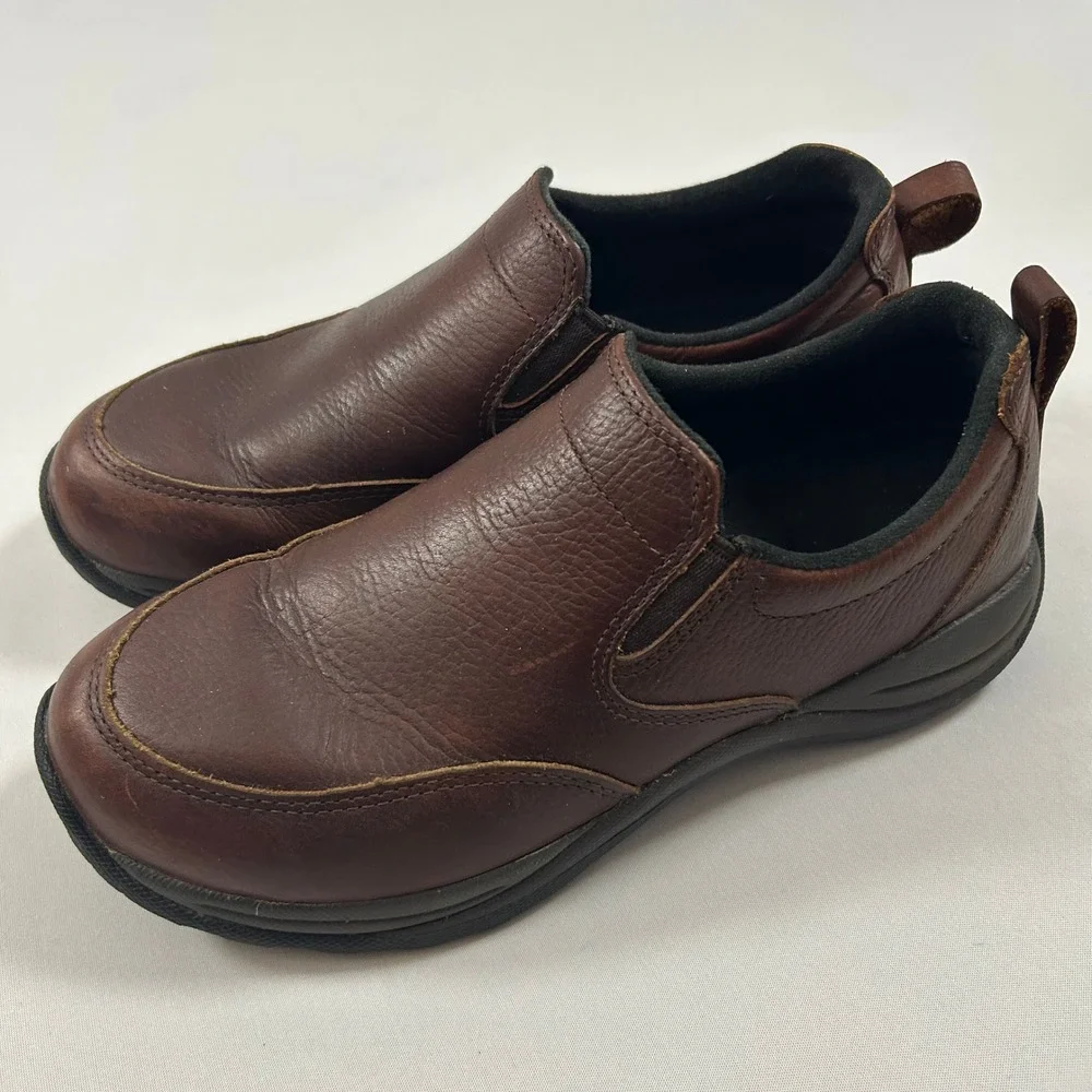 LL Bean Shoes Comfort Mocs Mens 7.5‎ Medium Brown Leather Slip On Hiking Outdoor